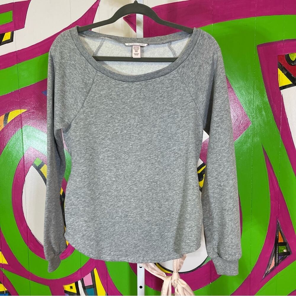 Victoria's Secret, Boatneck Sweatshirt with Silky Tie in the Back. Size XS.